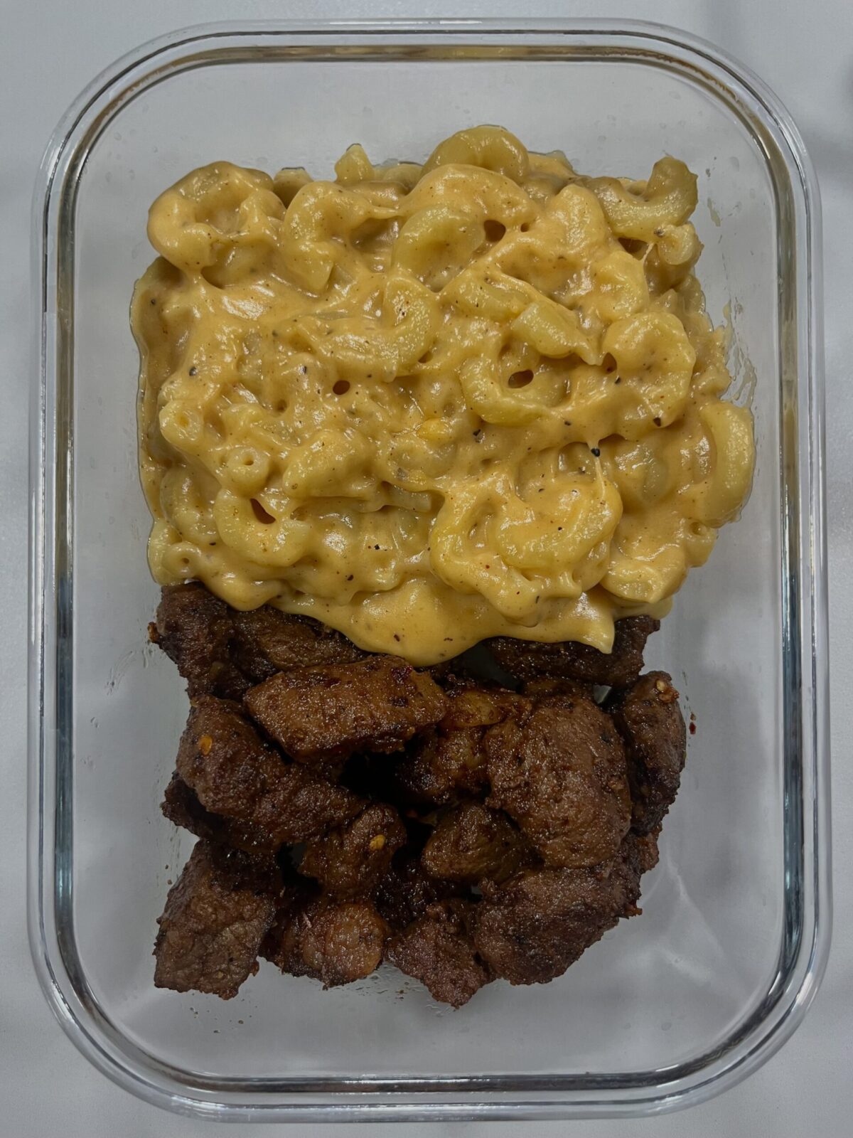 Garlic Steak Bites with Mac & Cheese